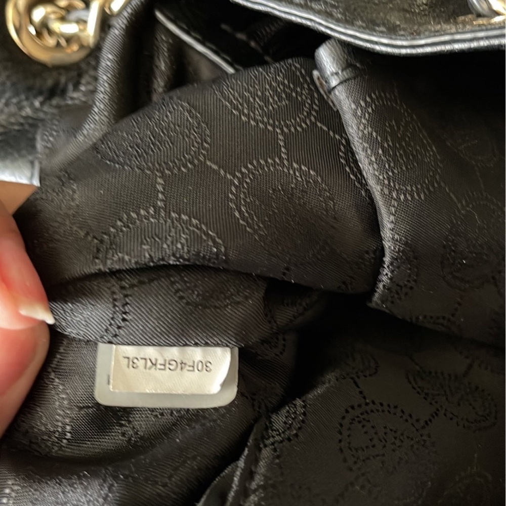 Authentic Michael Kors Pebble Drawstring Bag - image 6